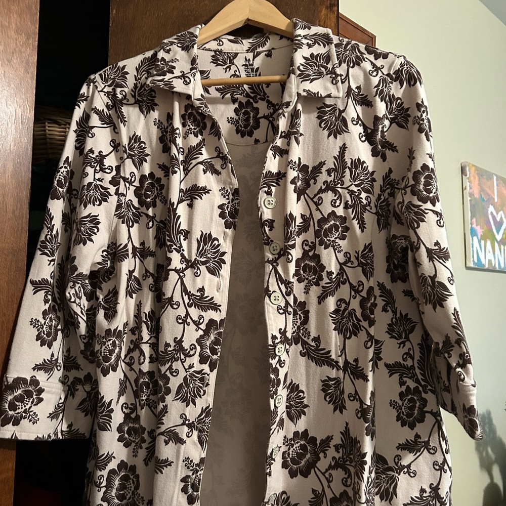 Croft & Barrow Brown and Cream Floral Blazer
